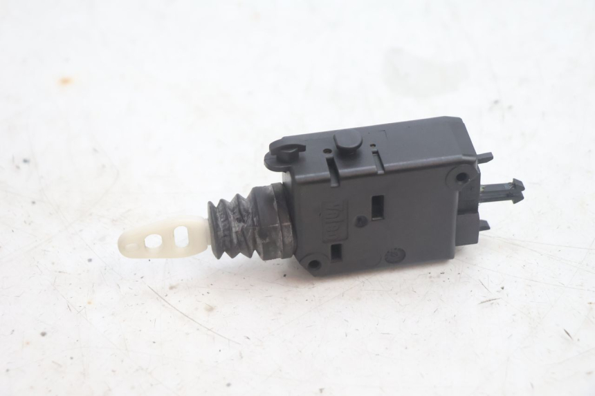 photo de MOTEUR OUVERTURE COFFRE PEUGEOT SATELIS 125 (2013 - 2018) - Vue principale