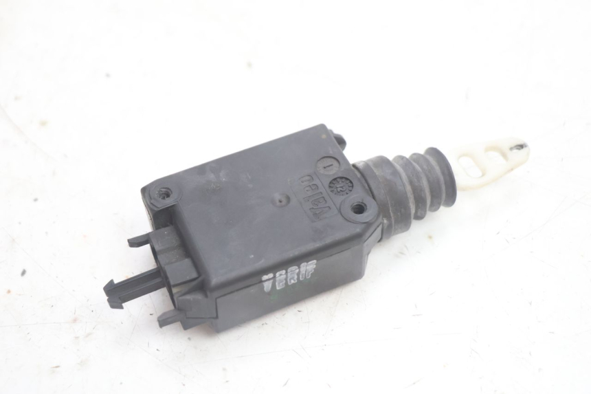 photo de MOTEUR OUVERTURE COFFRE PEUGEOT SATELIS 125 (2013 - 2018) - Zoom état d’usage