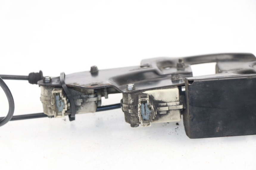 photo de MOTEUR OUVERTURE COFFRE PIAGGIO X8 400 (2006 - 2007)