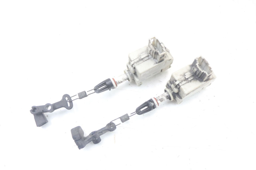 photo de MOTEUR OUVERTURE COFFRE PIAGGIO XEVO - X EVO 125 (2007 - 2016) - Zoom état d’usage