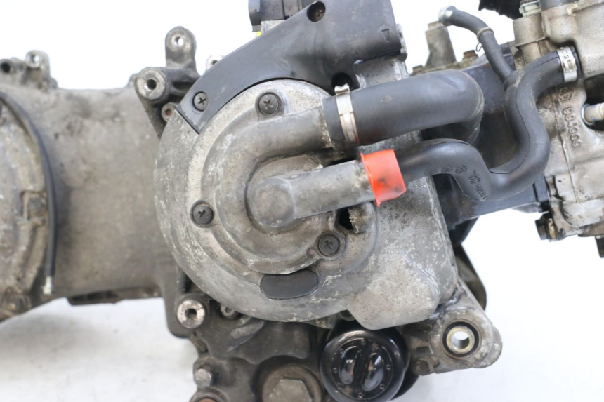 photo de MOTEUR PIAGGIO MP3 125 (2006 - 2014)