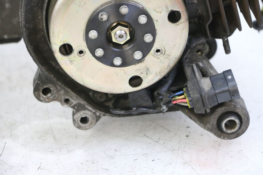 photo de MOTEUR PIAGGIO VESPA LX 2T 50 (2005 - 2013)
