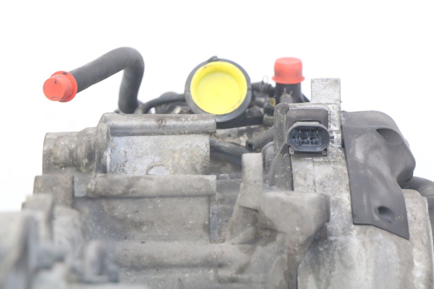 photo de MOTEUR PIAGGIO X8 125 (2004 - 2007)