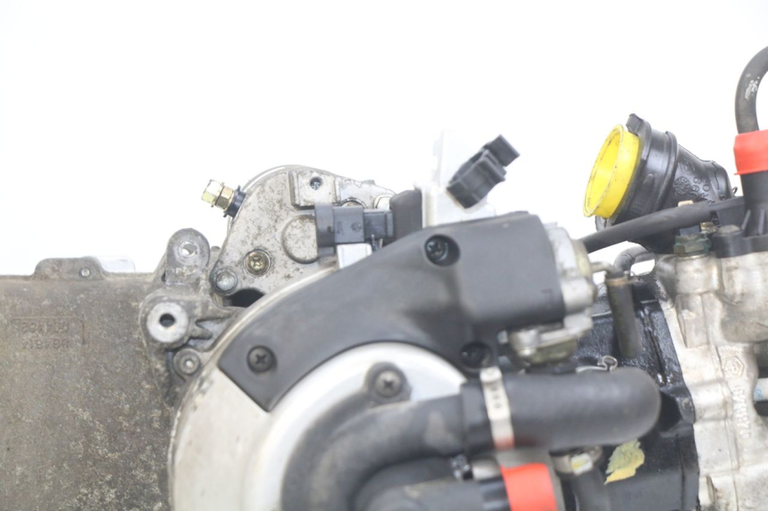 photo de MOTEUR PIAGGIO X8 125 (2004 - 2007)