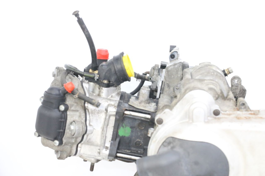 photo de MOTEUR PIAGGIO X8 125 (2004 - 2007)