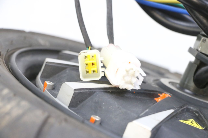 photo de MOTEUR EFUN PUSA 1 - Autre angle de vue