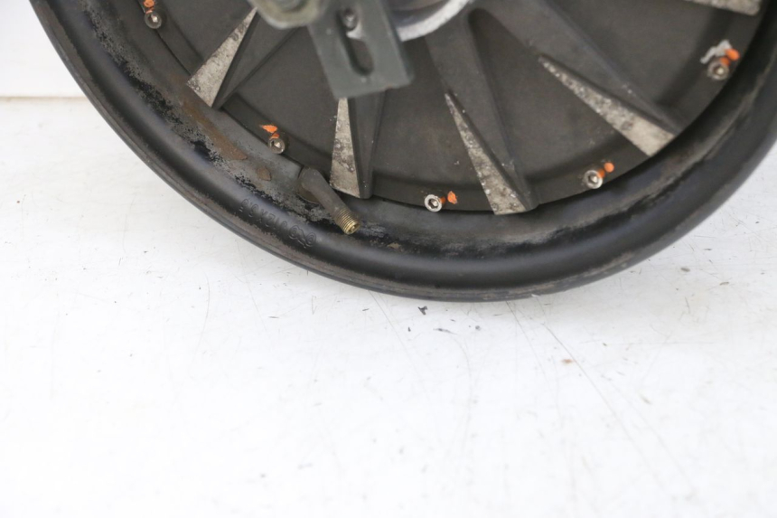 photo de MOTEUR EFUN PUSA 1 - Points de fixation