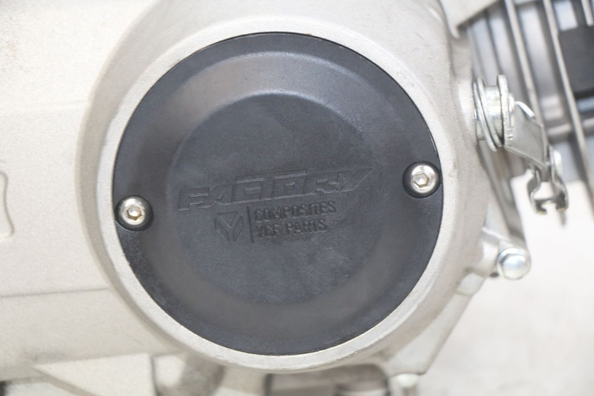 photo de MOTEUR YCF R-START 125