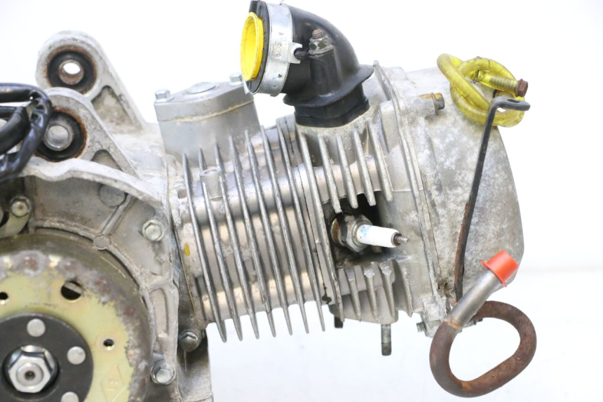 photo de MOTEUR YIYING RETRO 125 (2008 - 2018) - Inspection visuelle