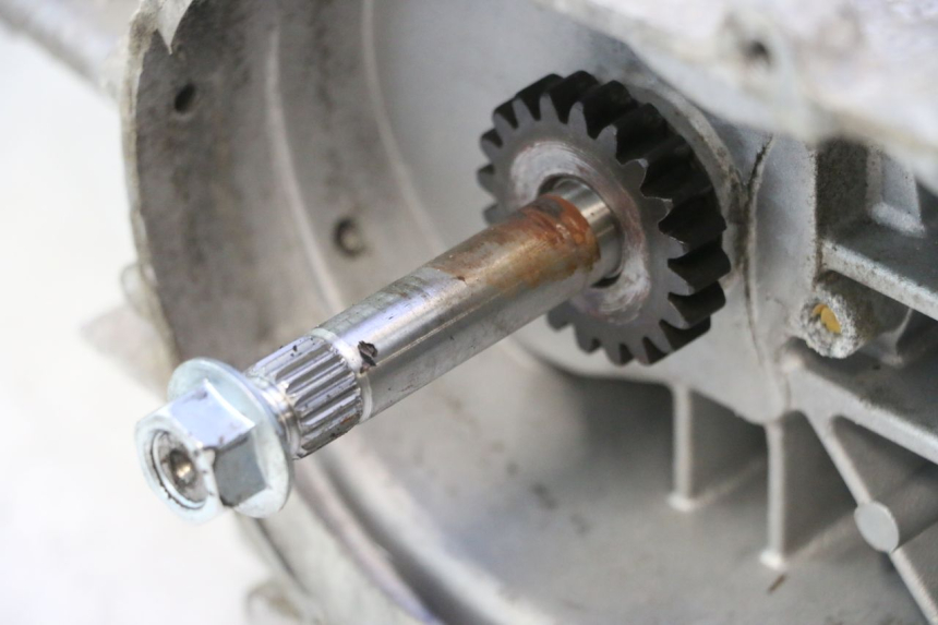 photo de MOTEUR YIYING RETRO 125 (2008 - 2018) - Marquages et références