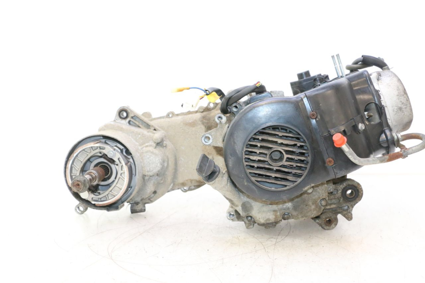photo de MOTEUR YIYING RETRO 50 (2008 - 2017) - Zoom composants