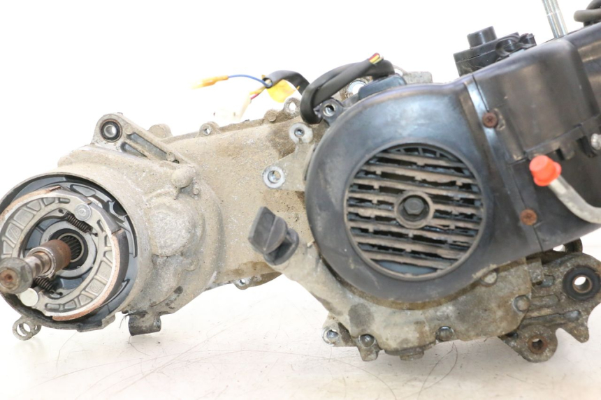 photo de MOTEUR YIYING RETRO 50 (2008 - 2017) - Marquages et références