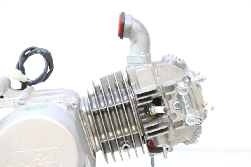 photo de MOTEUR APOLLO RFZ 150 - État de surface