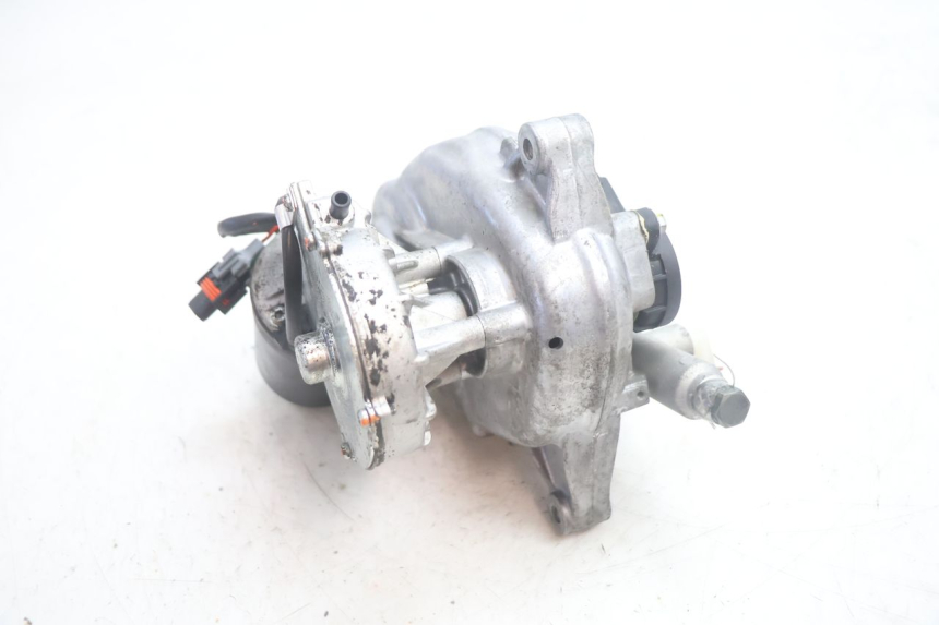 photo de MOTEUR ROLL LOCK PIAGGIO MP3 125 (2006 - 2014) - Points de fixation