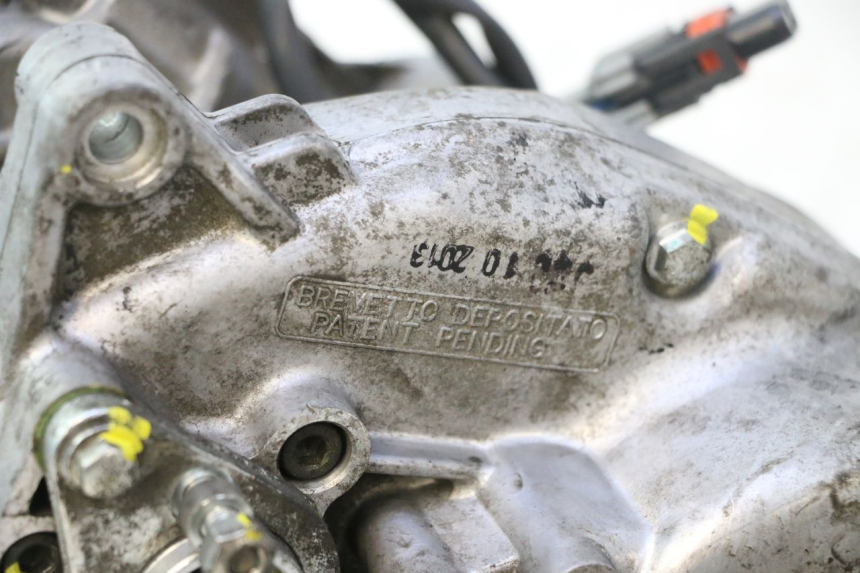 photo de MOTEUR ROLL LOCK PIAGGIO MP3 500 (2011 - 2015) - Autre angle de vue