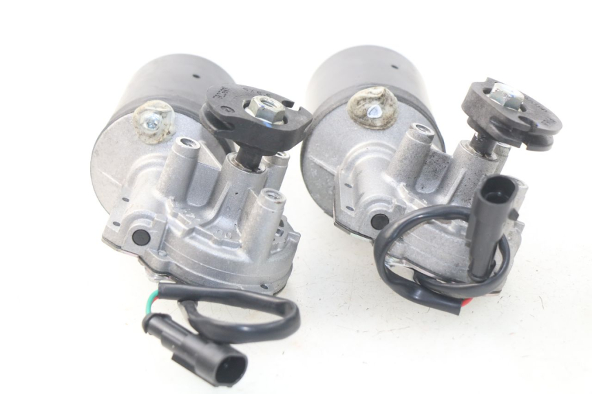 photo de MOTEUR ROLL LOCK PEUGEOT METROPOLIS 400 (2017 - 2020)