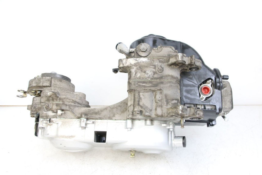 photo de MOTEUR TNT MOTOR ROMA 10' 4T 50 (2019 - 2022) - Zoom état d’usage