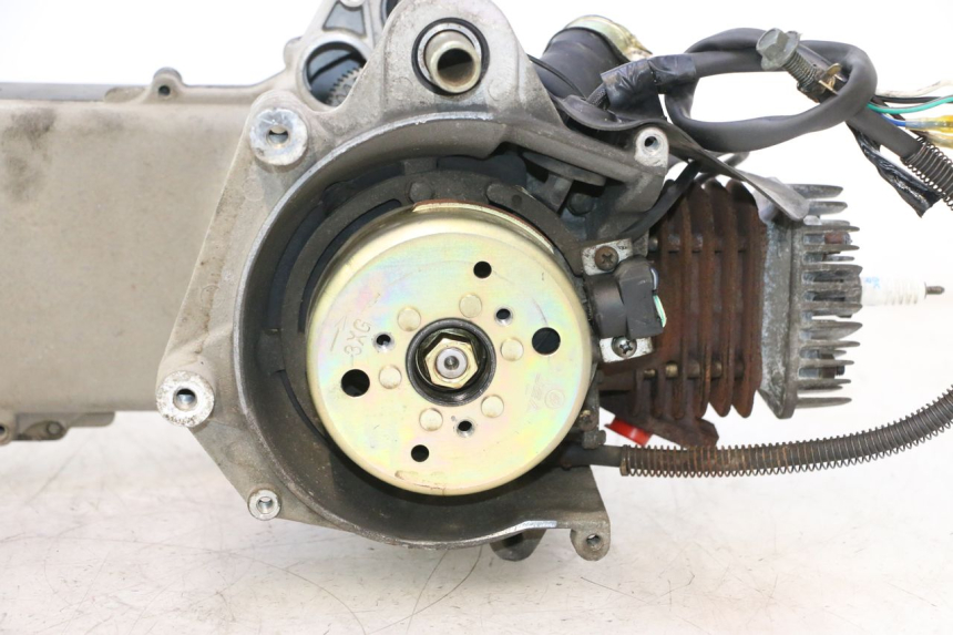 photo de MOTEUR TNT MOTOR ROMA 12' 2T 50 (2007 - 2018) - Zoom composants