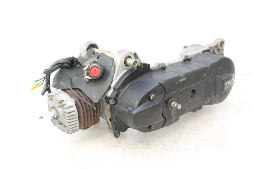 photo de MOTEUR TNT MOTOR ROMA 12' 2T 50 (2007 - 2018) - Angle alternatif