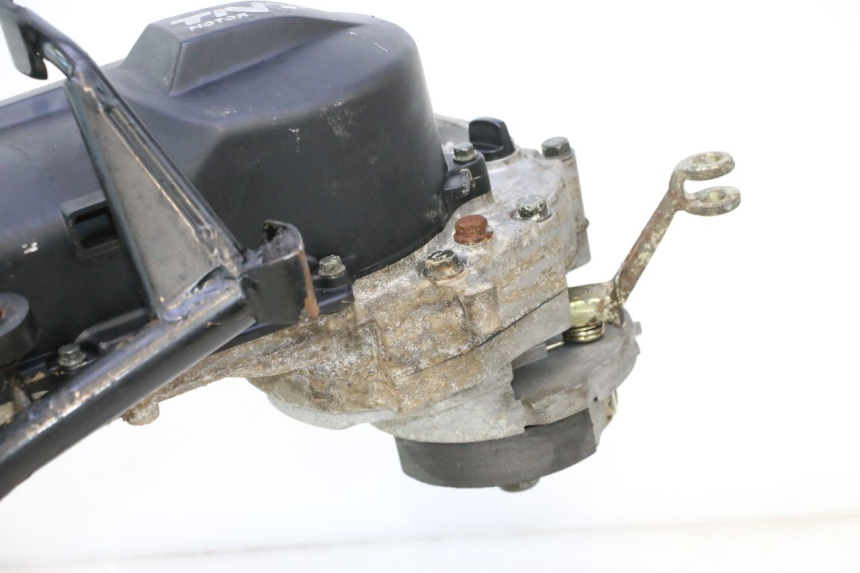 photo de MOTEUR TNT MOTOR ROMA 12' 2T 50 (2007 - 2018) - Points de fixation