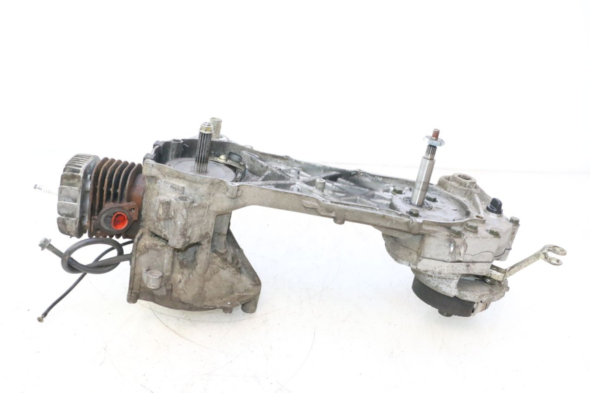 photo de MOTEUR TNT MOTOR ROMA 12' 2T 50 (2007 - 2018) - Points de fixation