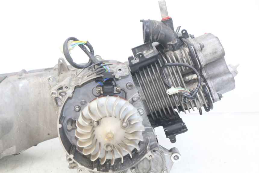 photo de MOTEUR DAELIM S2 FI 125 (2008 - 2017) - État de surface