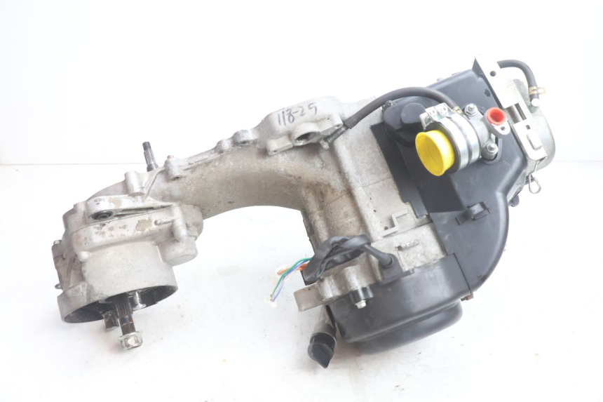 photo de MOTEUR JM MOTORS SANTANA EVO 50 (2024 - 2026) - Vue rapprochée