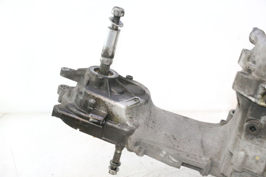 photo de MOTEUR PEUGEOT SATELIS 125 (2013 - 2018) - Points de fixation