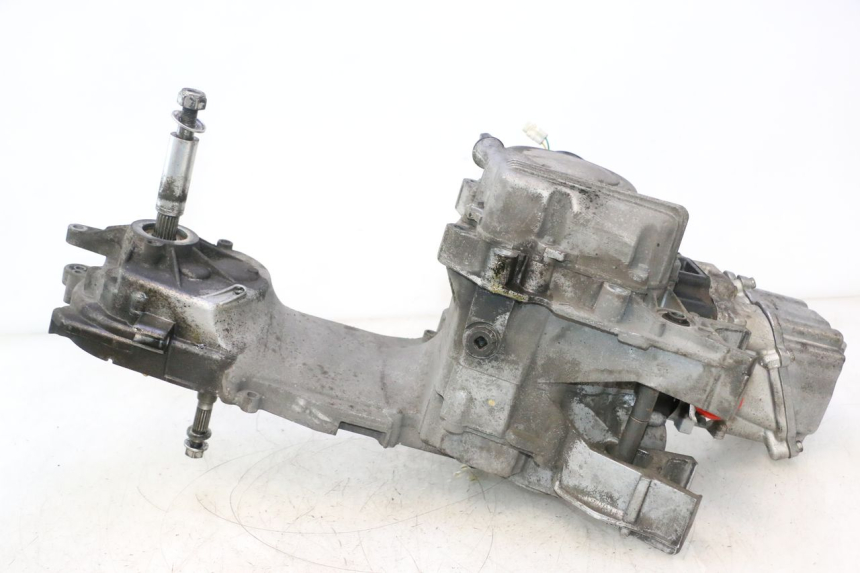 photo de MOTEUR PEUGEOT SATELIS 125 (2013 - 2018) - État de surface