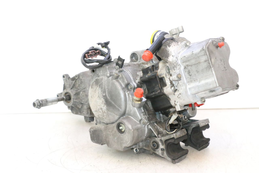 photo de MOTEUR PEUGEOT SATELIS 125 (2006 - 2009) - État de surface