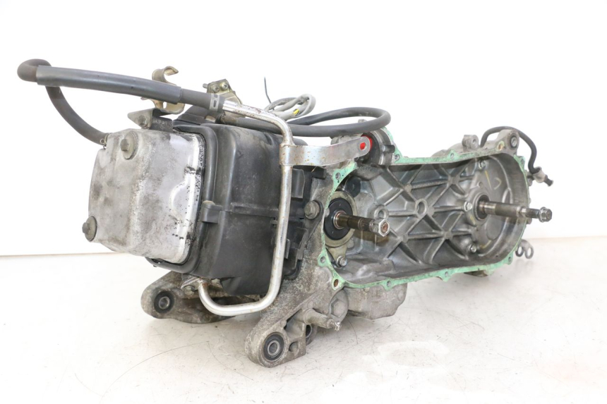 photo de MOTEUR HONDA SCV LEAD 100 (2003 - 2007)