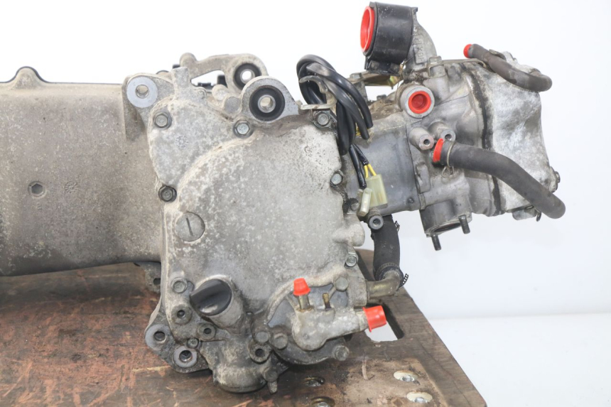 photo de MOTEUR HONDA SES DYLAN 125 (2002 - 2006) - État de surface