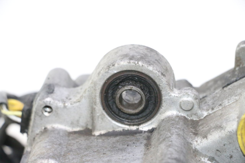 photo de MOTEUR HONDA SH 125 (2001 - 2003) - Angle alternatif