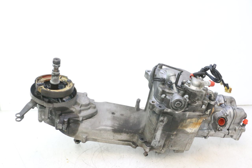 photo de MOTEUR HONDA SH 125 (2001 - 2003) - Autre angle de vue