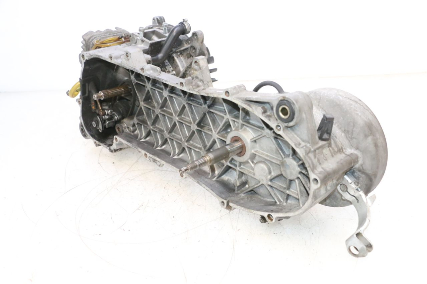 photo de MOTEUR APRILIA SR MOTARD 50 (2012 - 2018) - État de surface