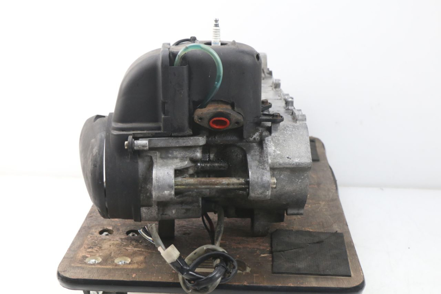 photo de MOTEUR MBK STUNT NAKED 50 (2004 - 2018) - Gros plan technique