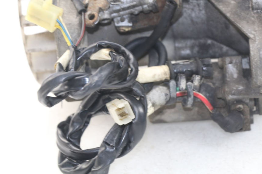 photo de MOTEUR PEUGEOT SV 80 (1993 - 1997) - Autre angle de vue