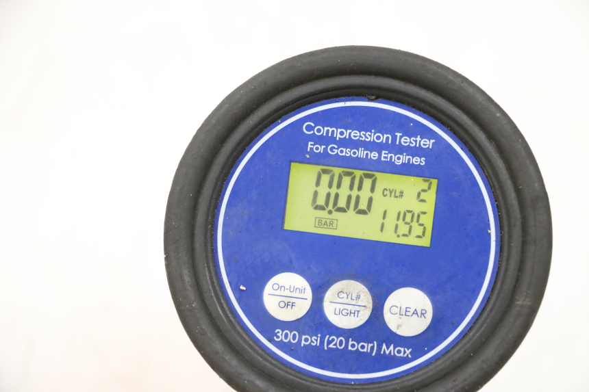 photo de MOTEUR YAMAHA TDM ABS 900 (2002 - 2014) - Gros plan technique