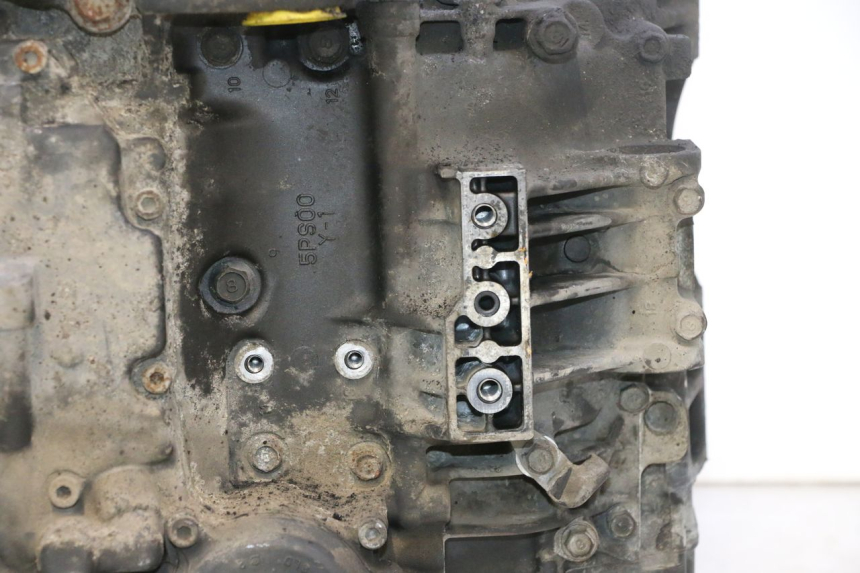 photo de MOTEUR YAMAHA TDM ABS 900 (2002 - 2014) - Autre angle de vue