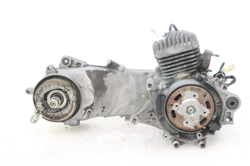photo de MOTEUR PEUGEOT TREKKER 50 (1995 - 2004) - Zoom composants