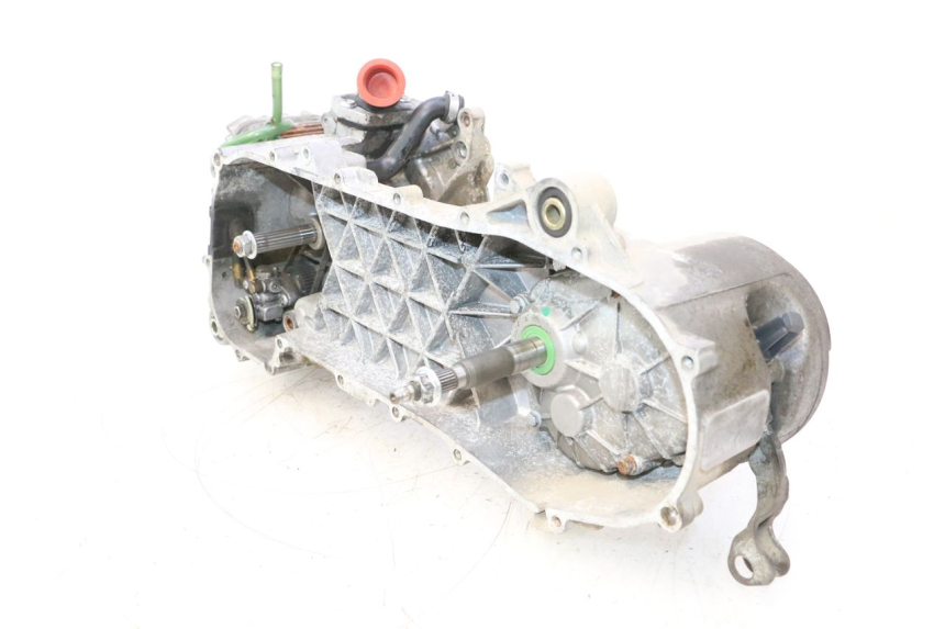 photo de MOTEUR PIAGGIO TYPHOON 50 (2000 - 2009) - Aperçu profil