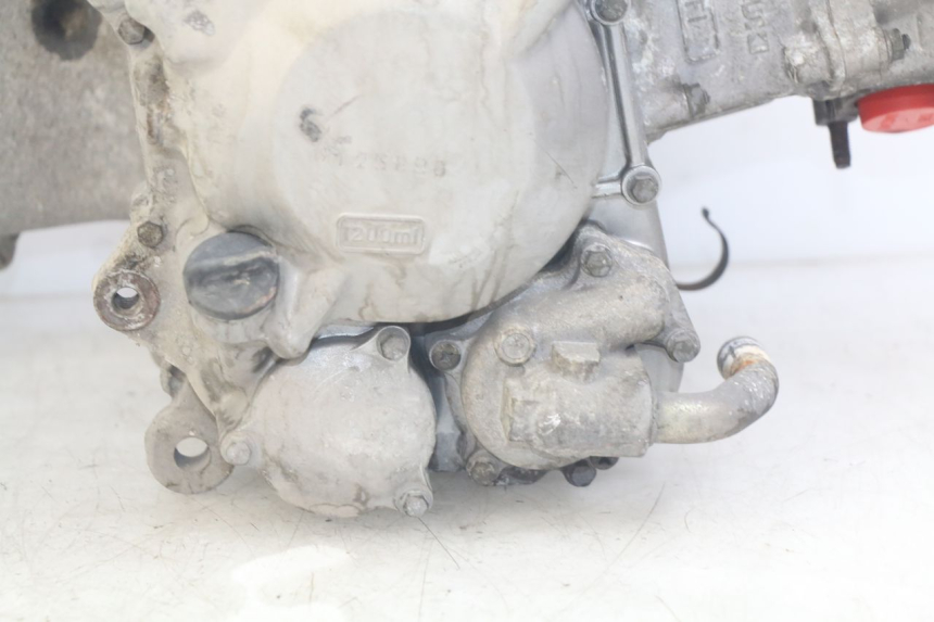 photo de MOTEUR SUZUKI UH BURGMAN 125 (2002 - 2006)
