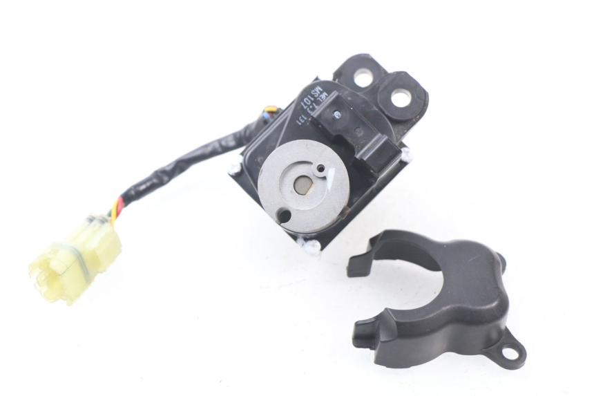 photo de MOTEUR VALVE ECHAPPEMENT HONDA CBR RR FIREBLADE 1000 (2006 - 2007) - Vue principale