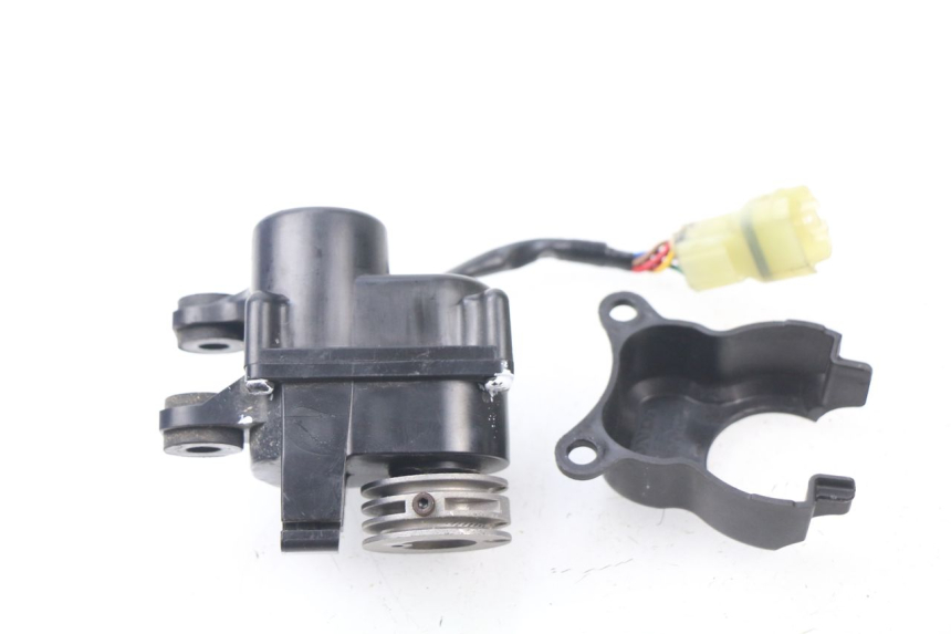 photo de MOTEUR VALVE ECHAPPEMENT HONDA CBR RR FIREBLADE 1000 (2006 - 2007) - Zoom état d’usage
