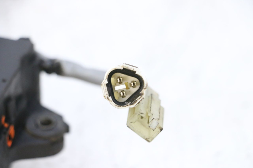 photo de MOTEUR VALVE ECHAPPEMENT SUZUKI GSXR GSX-R 1000 (2003 - 2004) - Pièce contrôlée