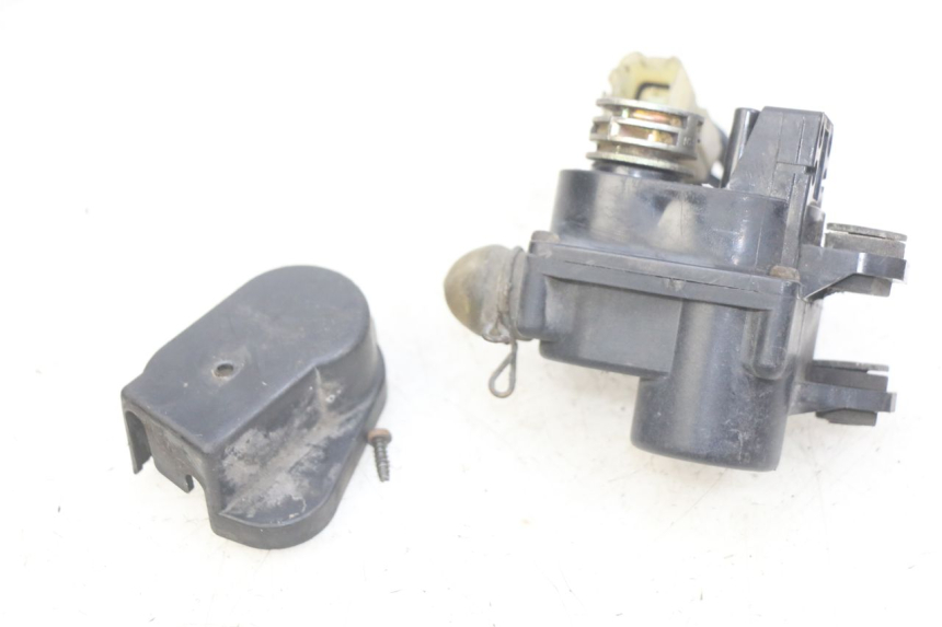 photo de VALVE D'ÉCHAPPEMENT DU MOTEUR HONDA FES PANTHEON 2T 125 (1998 - 2002)