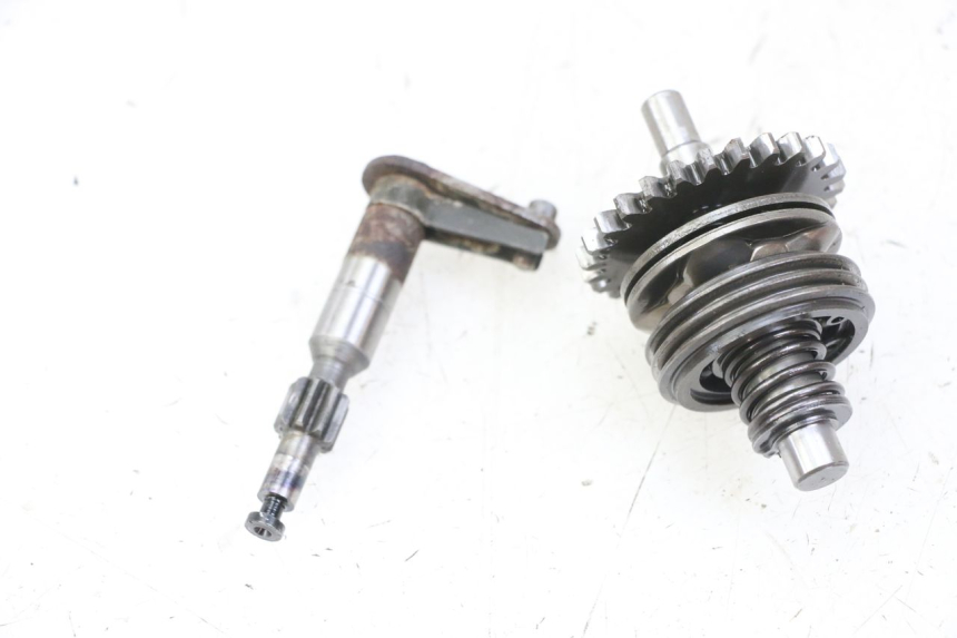 photo de MOTEUR VALVE ECHAPPEMENT HONDA MTX TC02 125 (1987 - 1989)