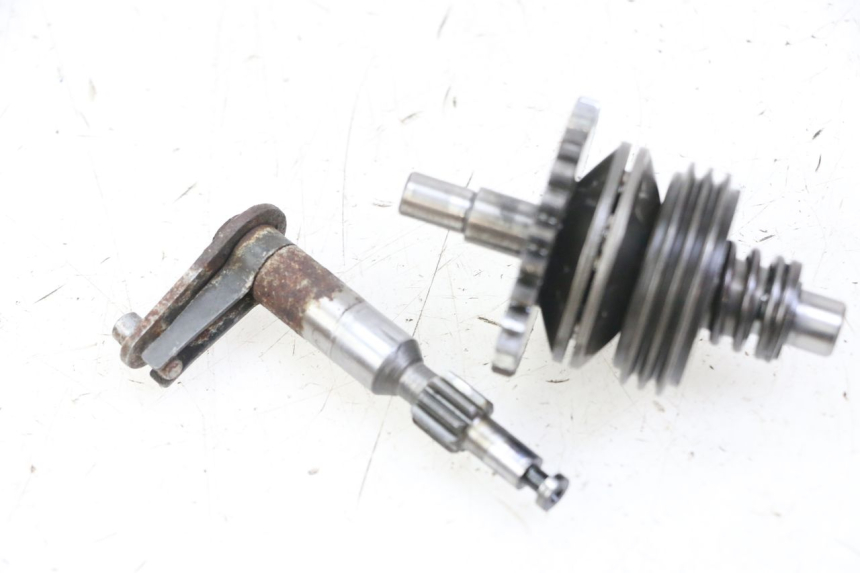 photo de MOTEUR VALVE ECHAPPEMENT HONDA MTX TC02 125 (1987 - 1989)