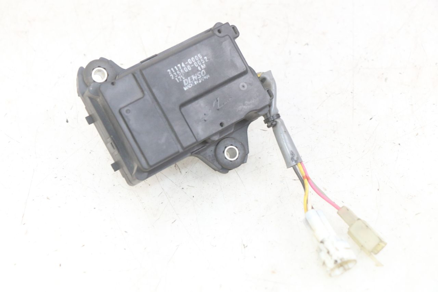 photo de VALVE D'ÉCHAPPEMENT DU MOTEUR KAWASAKI Z 750 (2007 - 2013)