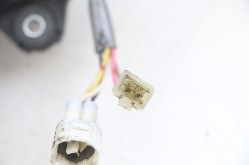 photo de VALVE D'ÉCHAPPEMENT DU MOTEUR KAWASAKI Z 750 (2007 - 2013)